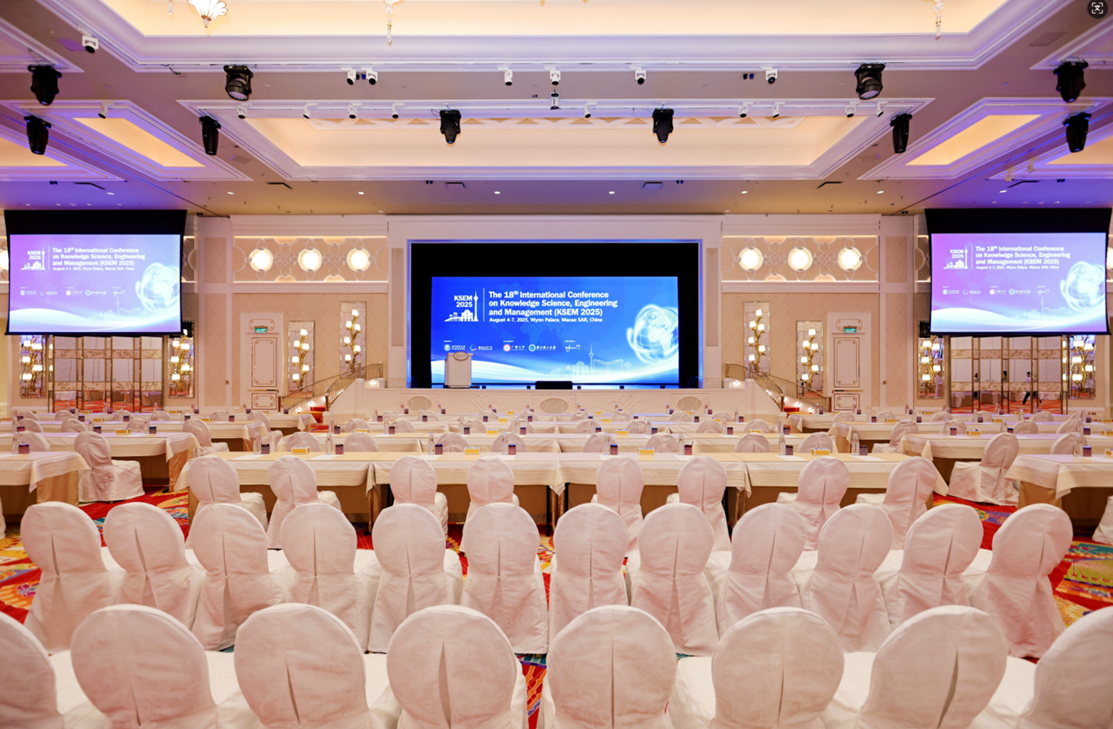 Plenary hall photo 1
